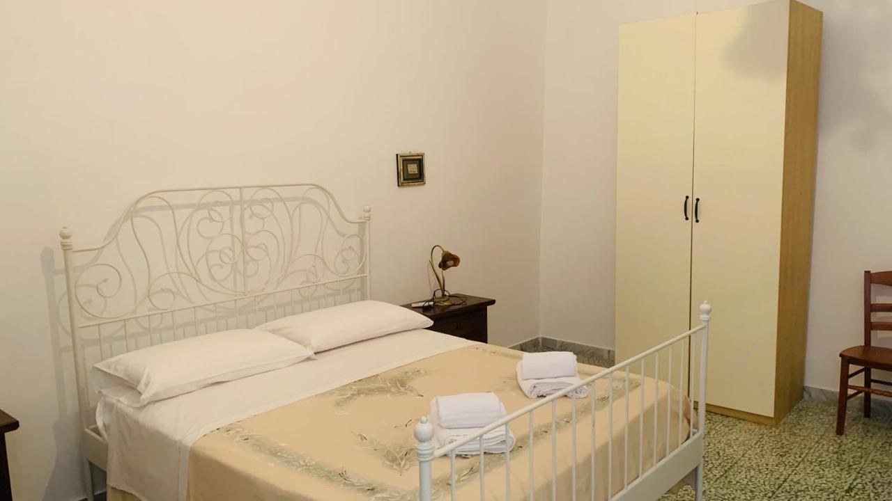 Colombo Apartment E Room Vieste Buitenkant foto